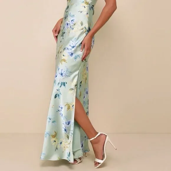 green emerald velvet dress On Your Way Sage Green Floral Dress, Large - The Mint Julep Boutique